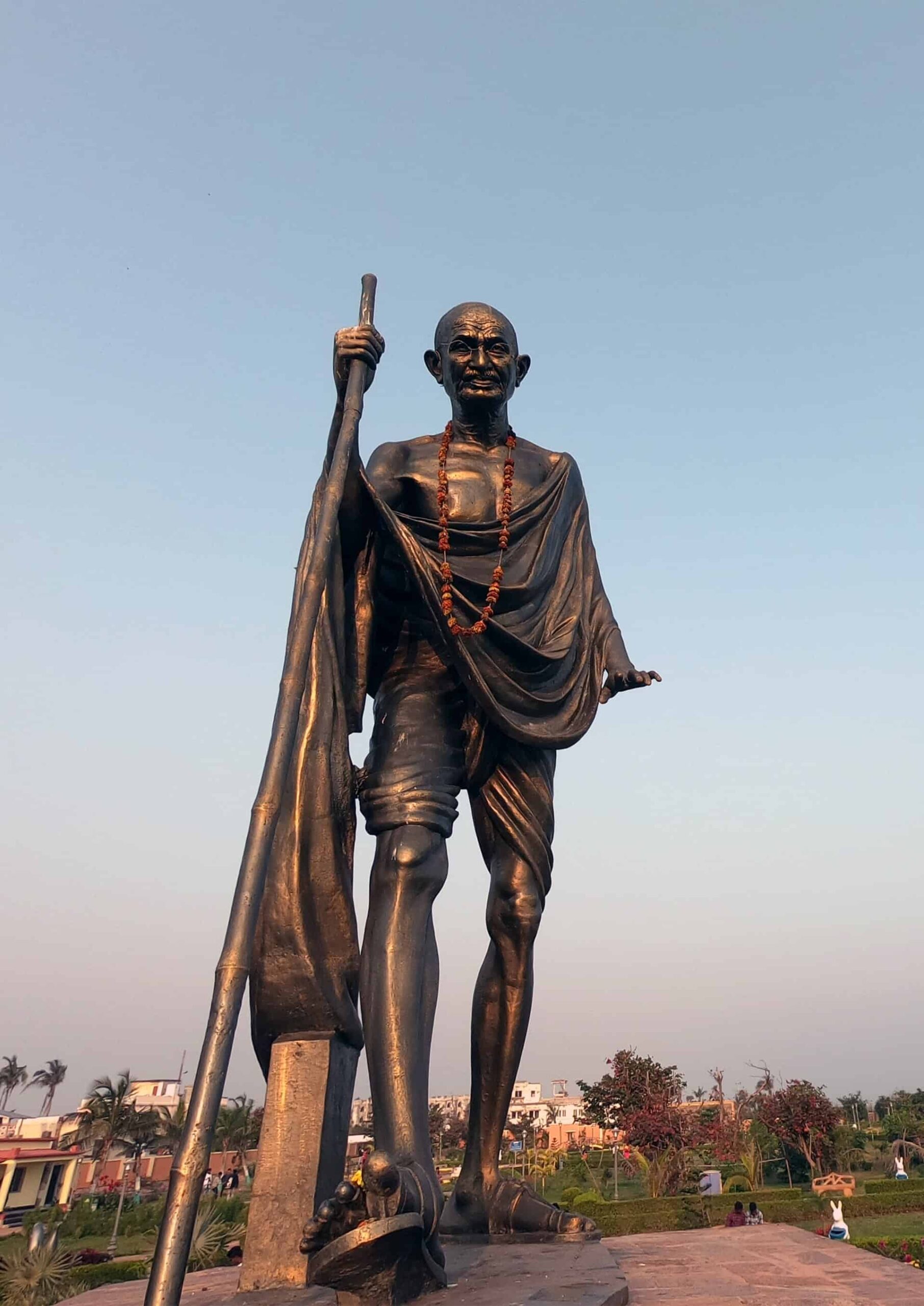 gandhi statue